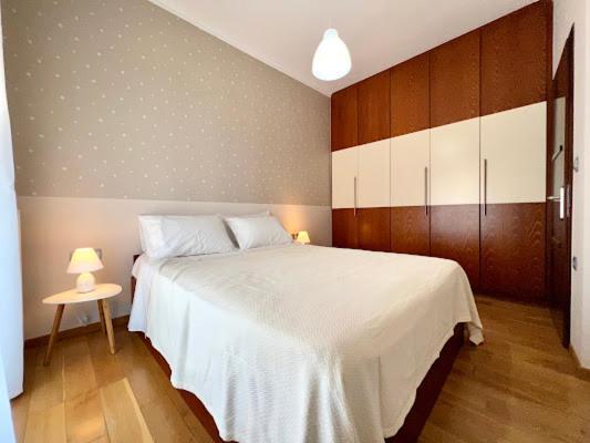 Central Apartment In Quiet Neighborhood Near Sandy Beach La Canea Esterno foto
