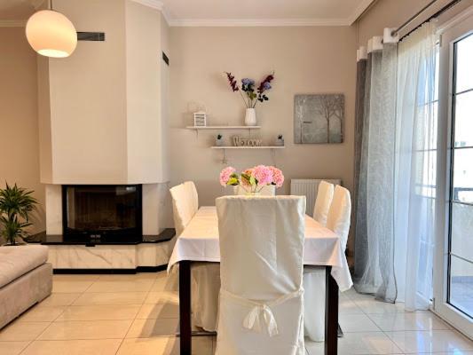 Central Apartment In Quiet Neighborhood Near Sandy Beach La Canea Esterno foto