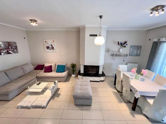 Central Apartment In Quiet Neighborhood Near Sandy Beach La Canea Esterno foto